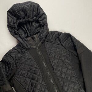 Athleta Rock Springs Jacket Women’s S Quilted Insulated Hooded Black Thumb Holes